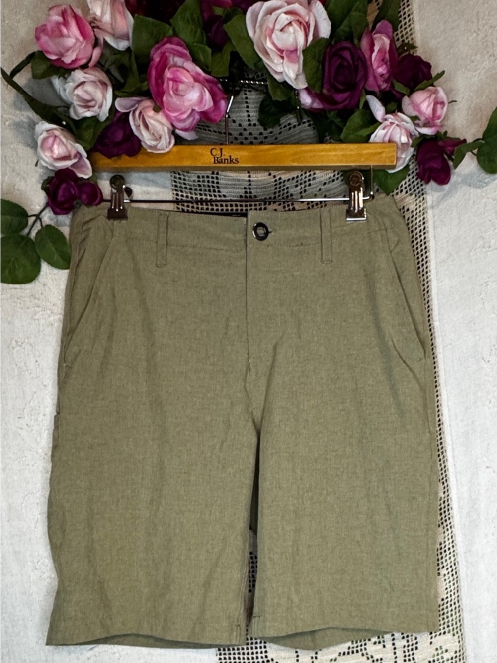 Volcom Surf & Turf Shorts Men’s Khaki Flat Front Pockets Size 29 Inseam 9 EUC